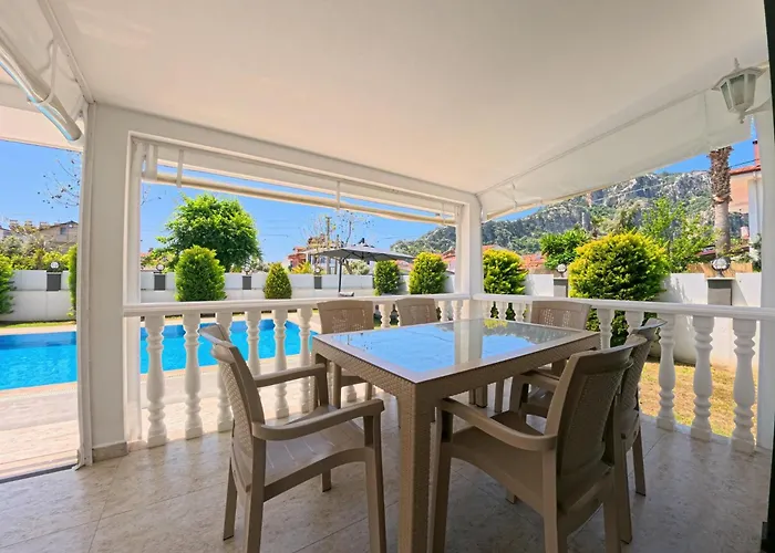 ヴィラ Dalyan Center Location Detached With Pool オルタジャ